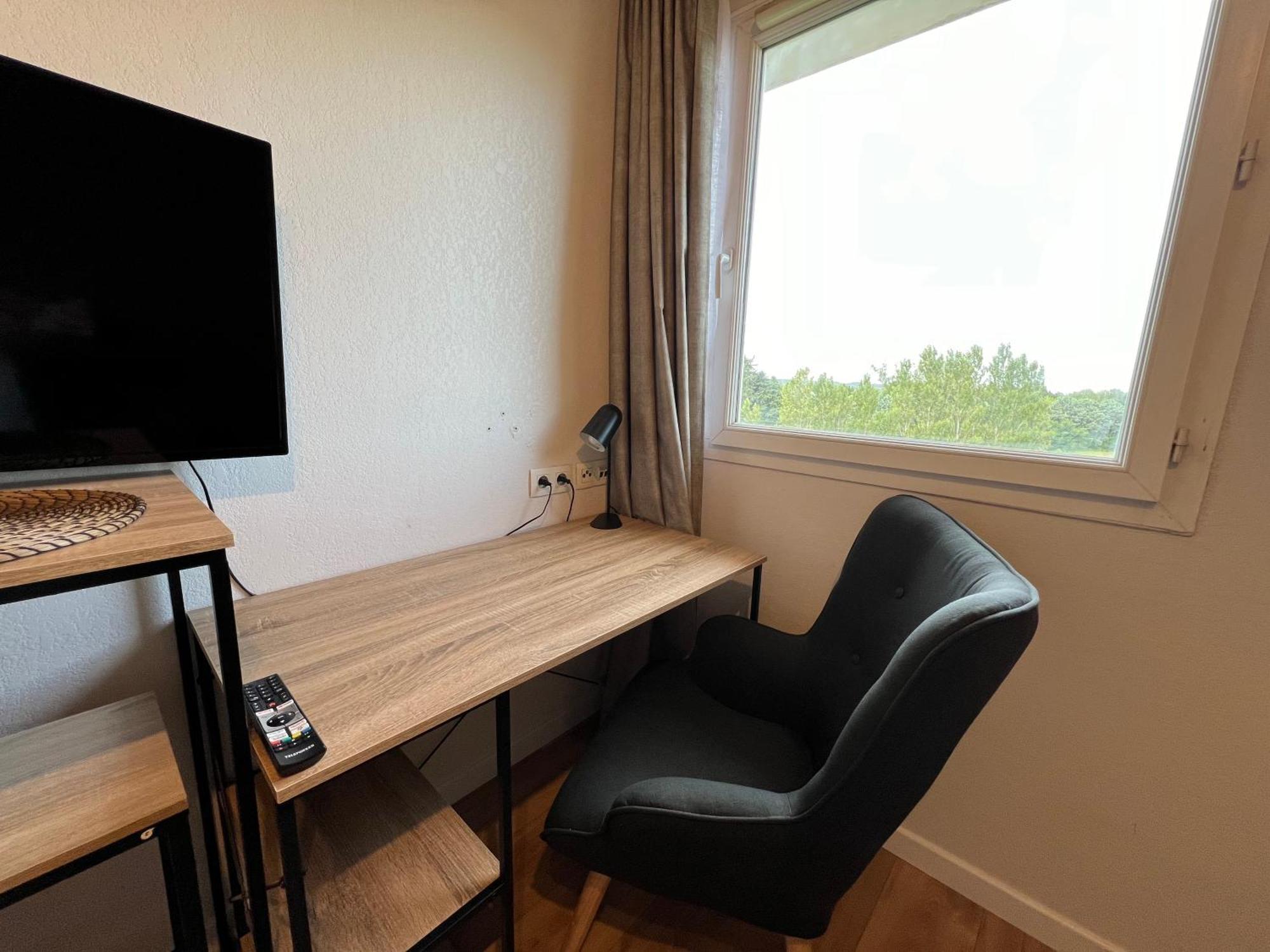 Appart'Hotel - Gare Tgv - Courtine - Confluence - 411 Avignon Buitenkant foto